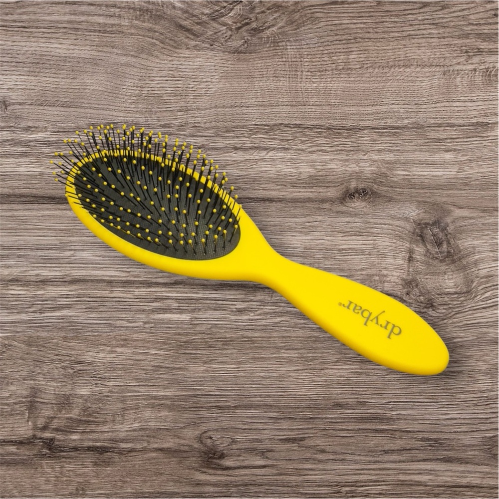 Drybar Vibrant Yellow Detangling Brush
